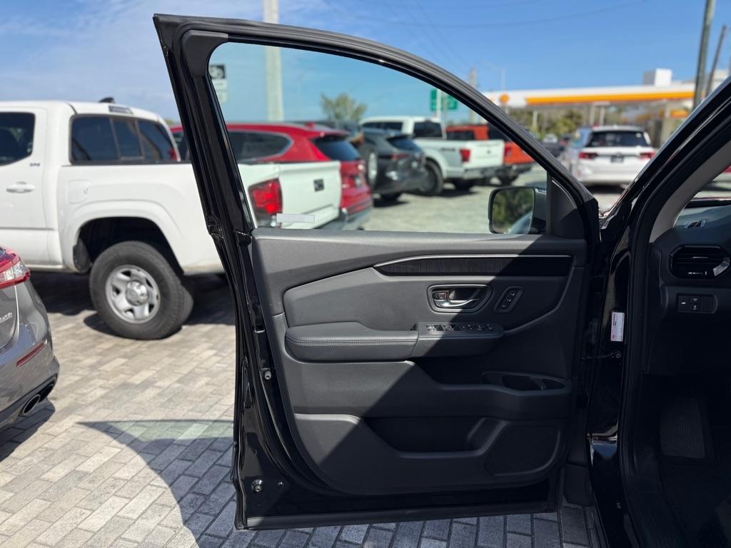 Honda Pilot Elite AWD 2023