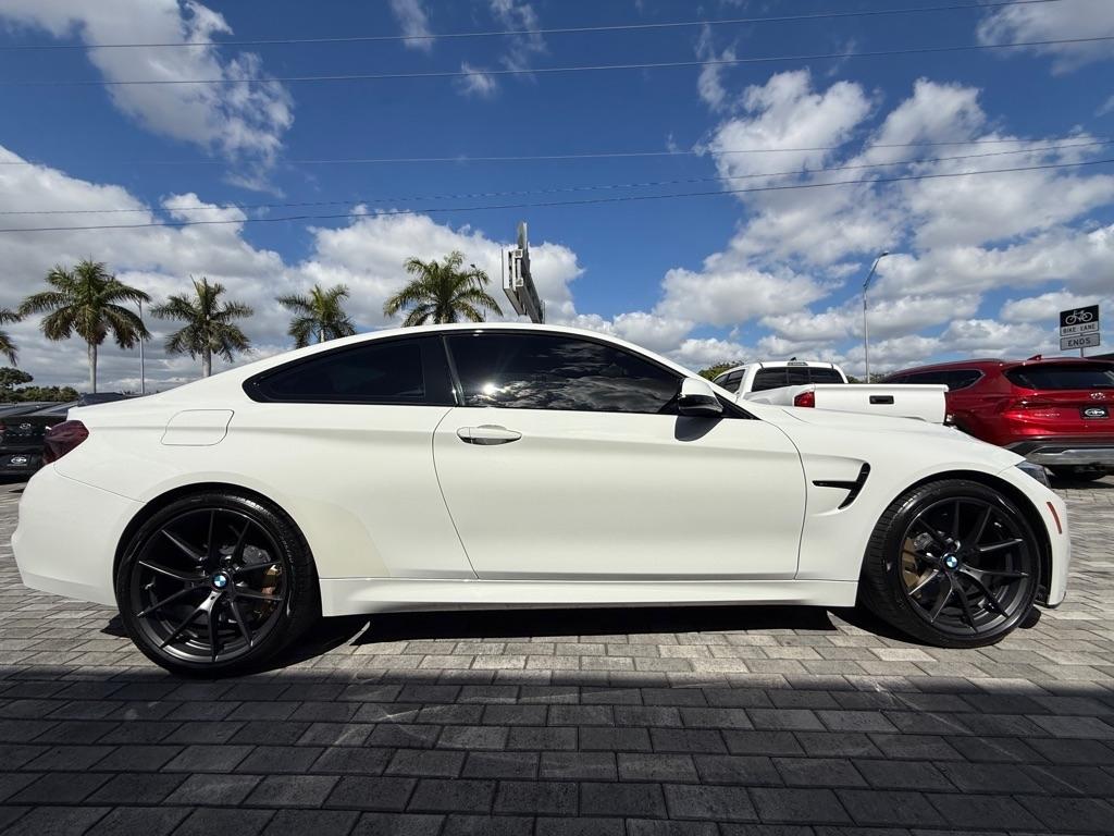 BMW M4 CS Coupe 2020