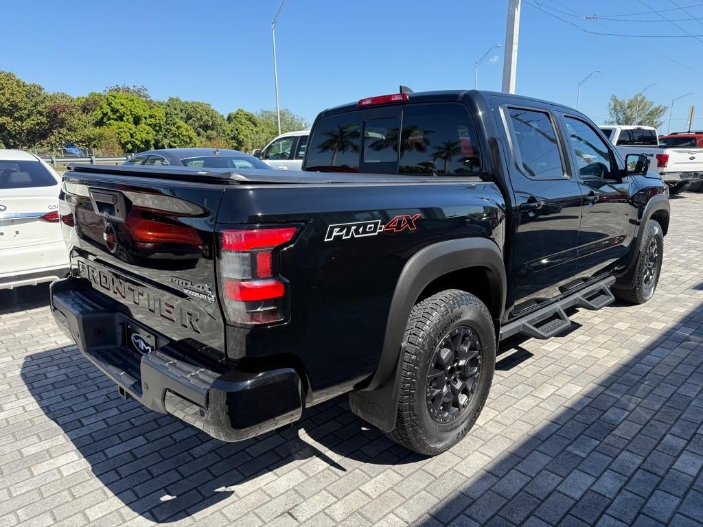 Nissan Frontier Crew Cab 4x4 PRO-4X Auto 2022