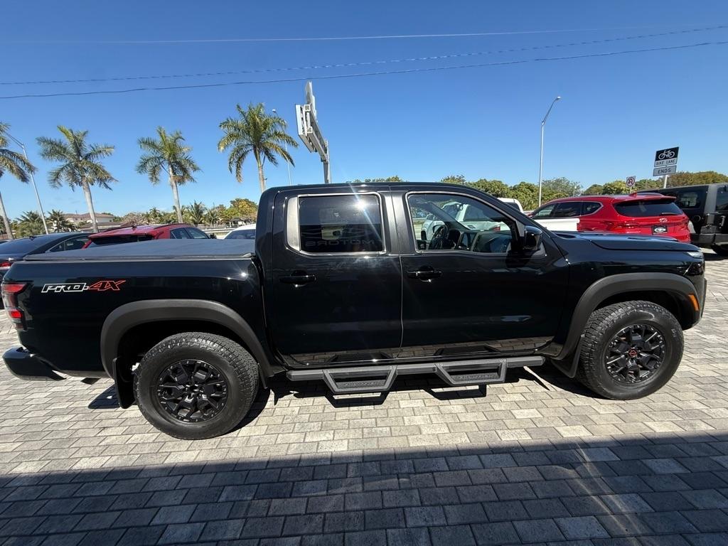 Nissan Frontier Crew Cab 4x4 PRO-4X Auto 2022