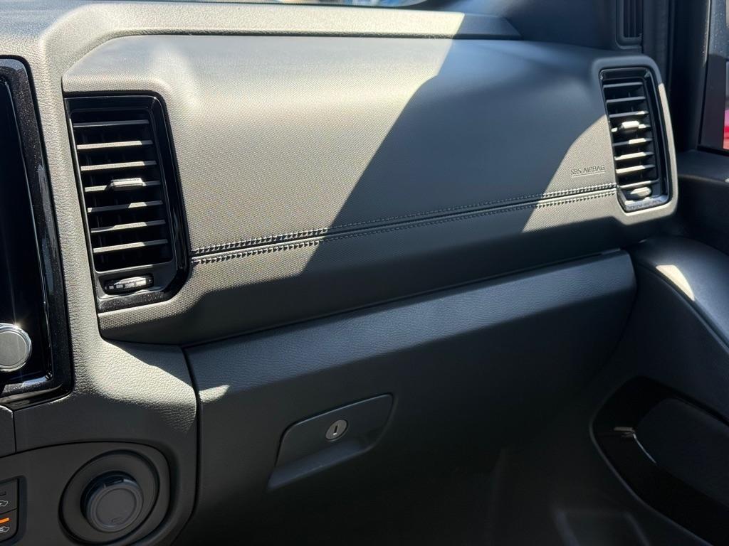 Nissan Frontier Crew Cab 4x4 PRO-4X Auto 2022