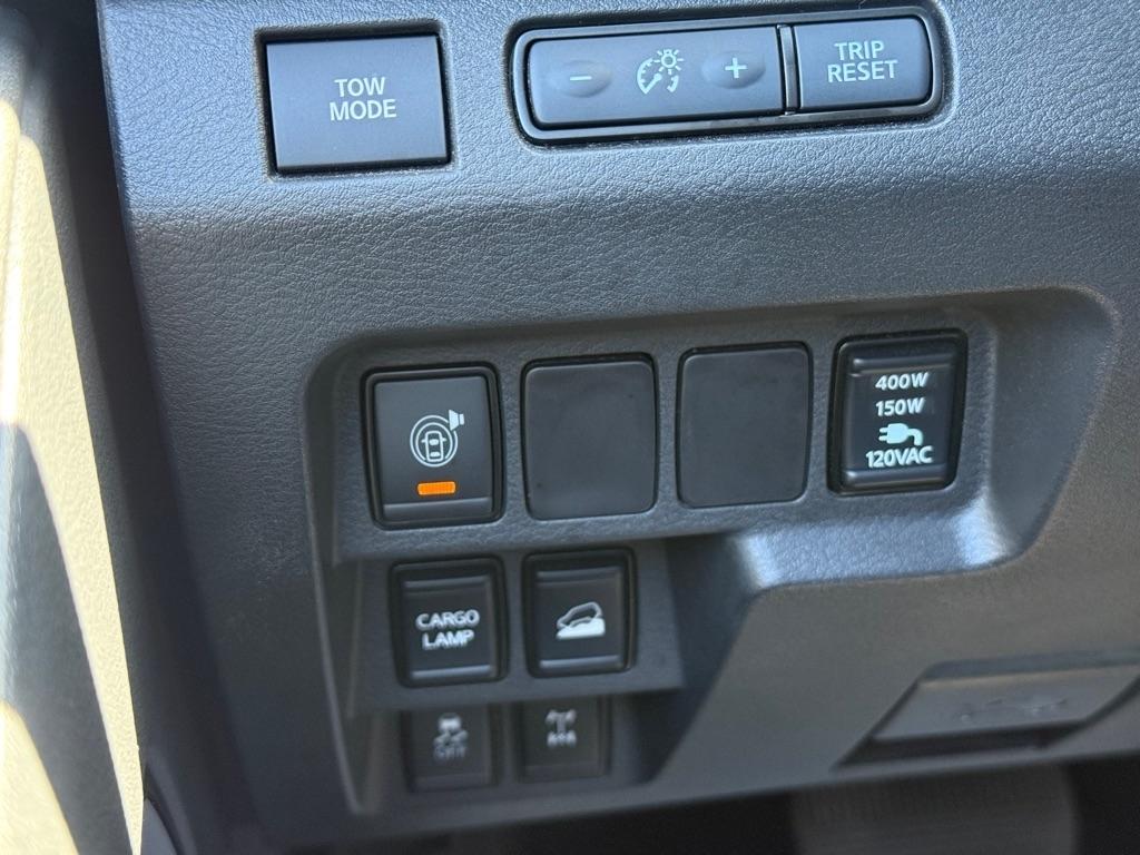 Nissan Frontier Crew Cab 4x4 PRO-4X Auto 2022