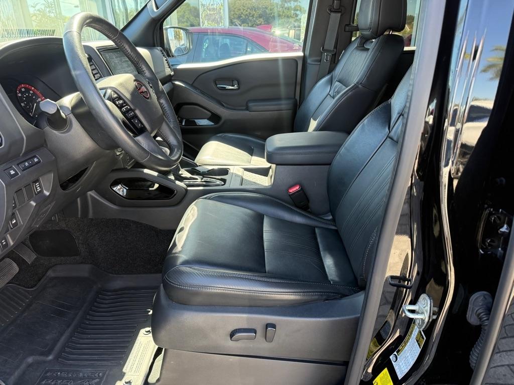 Nissan Frontier Crew Cab 4x4 PRO-4X Auto 2022