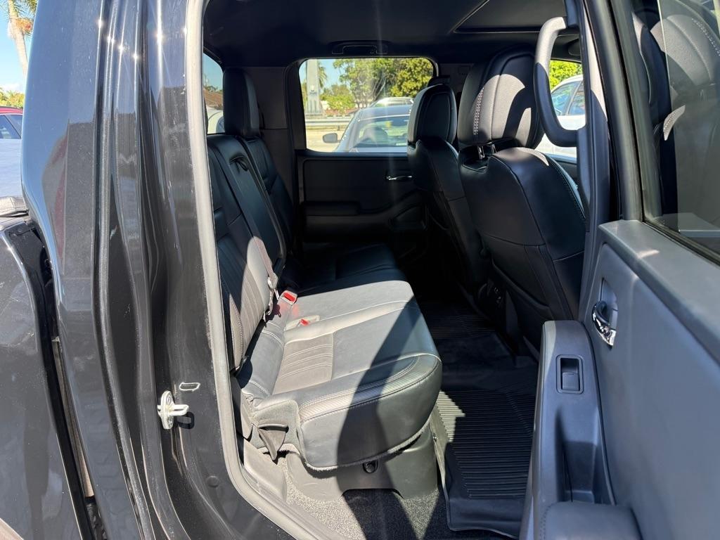 Nissan Frontier Crew Cab 4x4 PRO-4X Auto 2022