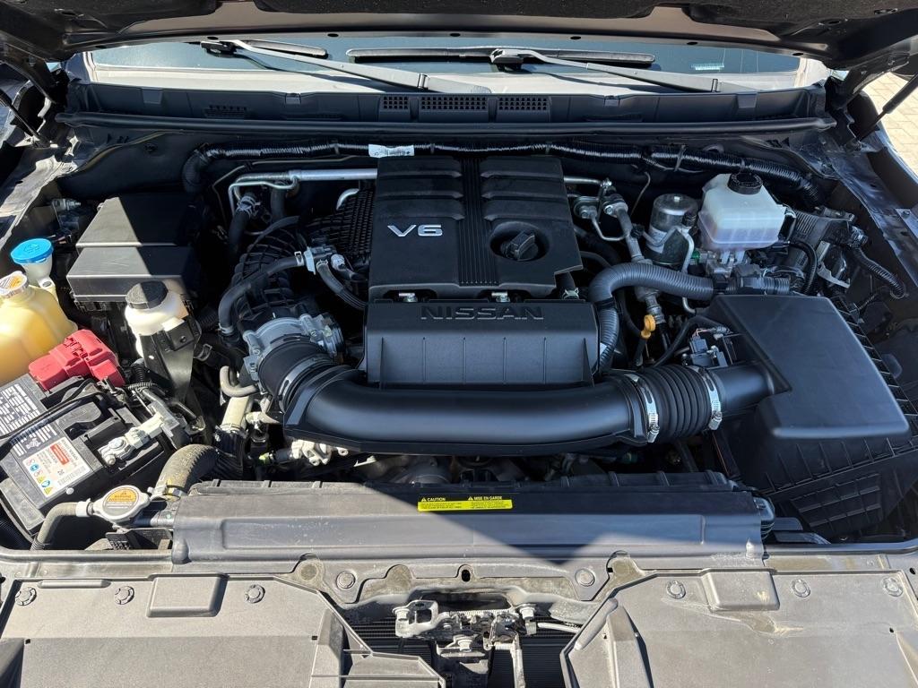 Nissan Frontier Crew Cab 4x4 PRO-4X Auto 2022