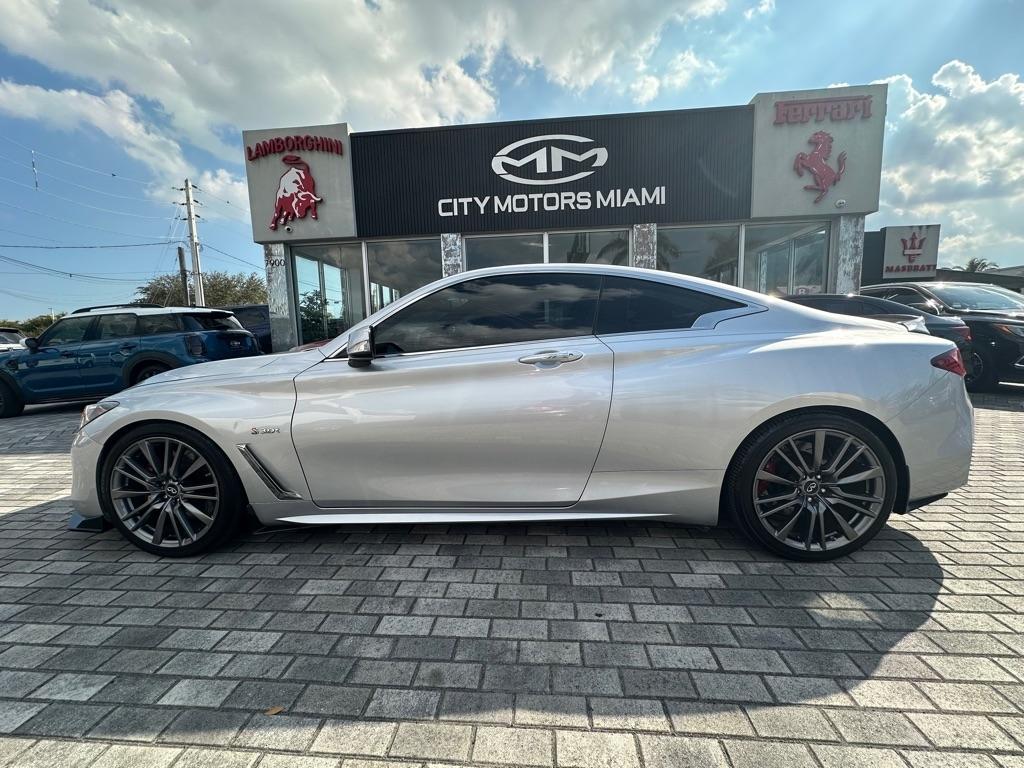 Infiniti Q60 Red Sport 400 RWD 2017