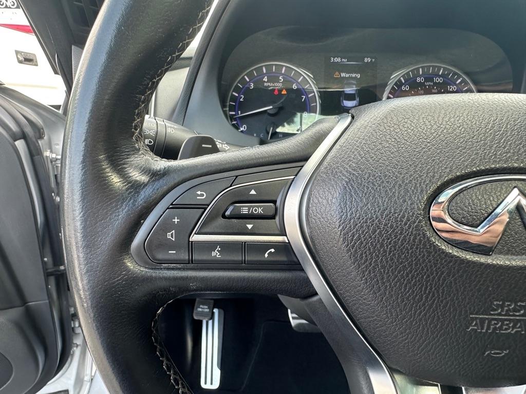 Infiniti Q60 Red Sport 400 RWD 2017