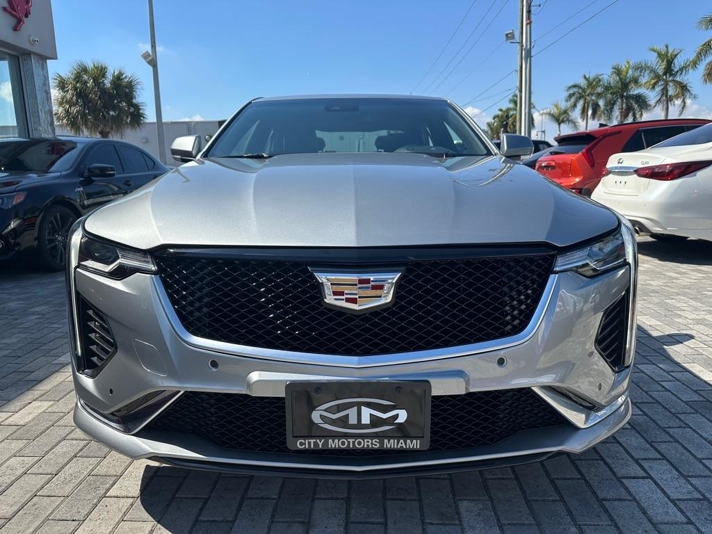 Cadillac CT4 4dr Sdn Luxury 2025