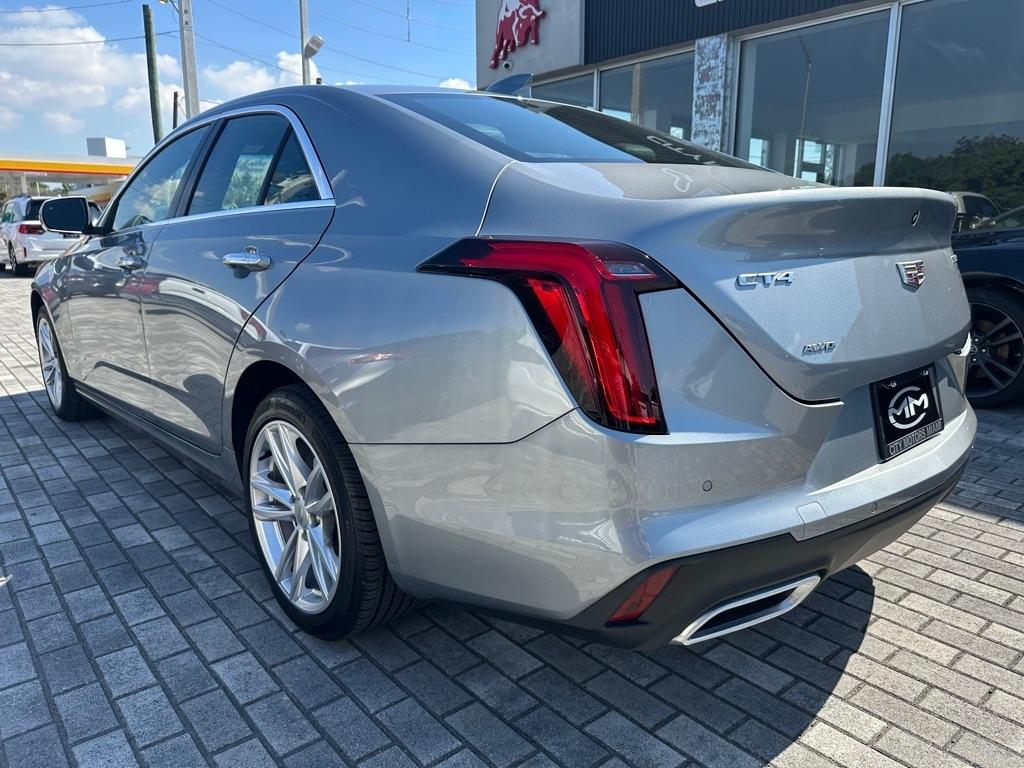 Cadillac CT4 4dr Sdn Luxury 2025