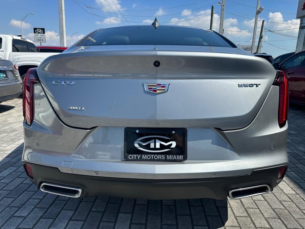 Cadillac CT4 4dr Sdn Luxury 2025