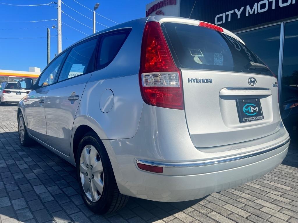 Hyundai Elantra Touring 4dr Wgn Auto GLS 2010