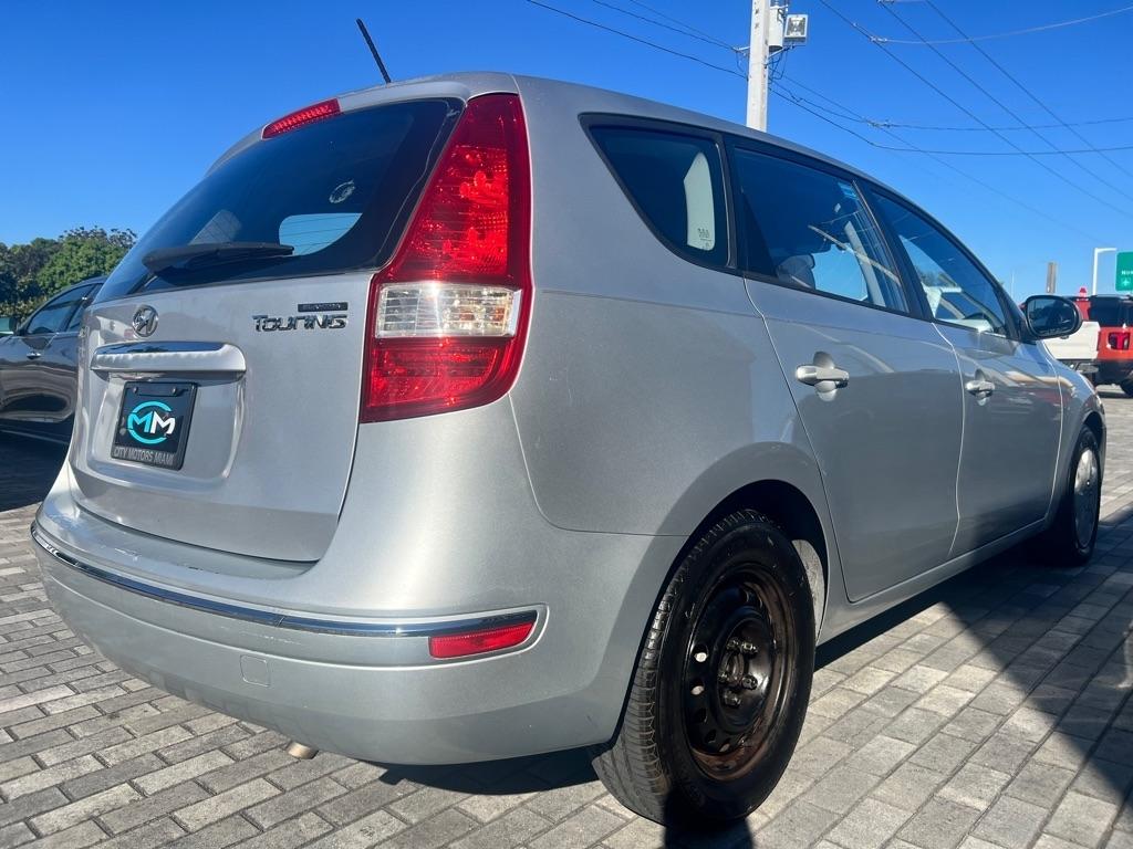 Hyundai Elantra Touring 4dr Wgn Auto GLS 2010