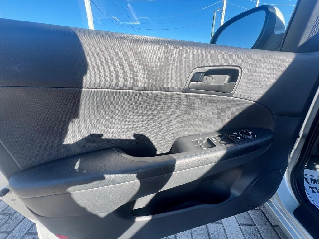 Hyundai Elantra Touring 4dr Wgn Auto GLS 2010