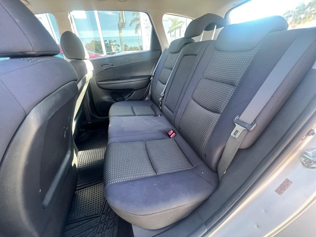 Hyundai Elantra Touring 4dr Wgn Auto GLS 2010