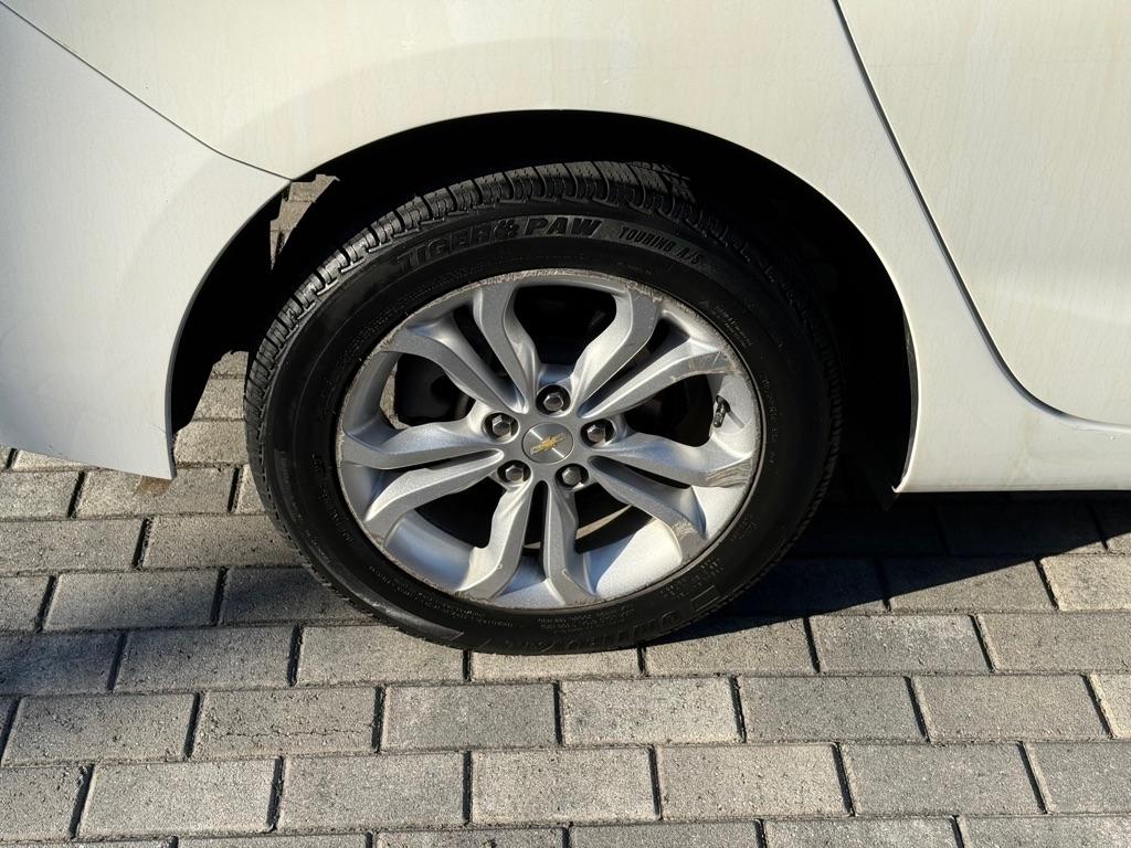 Chevrolet Cruze 4dr Sdn LT 2019