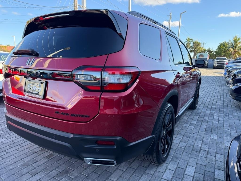 Honda Pilot Black Edition AWD 2025