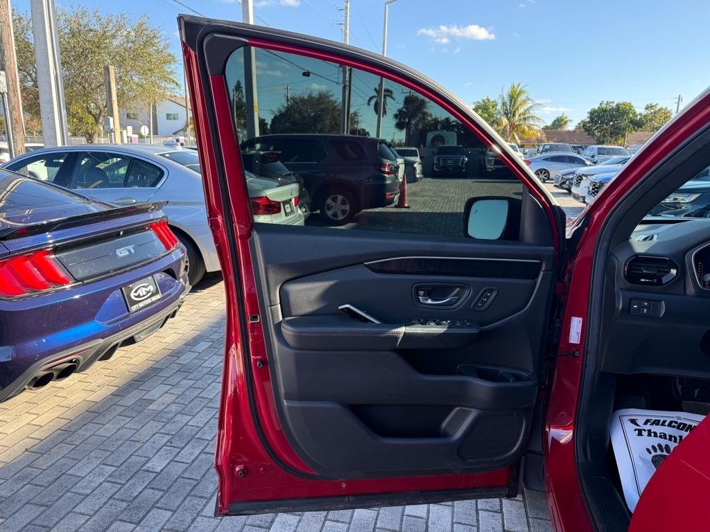 Honda Pilot Black Edition AWD 2025