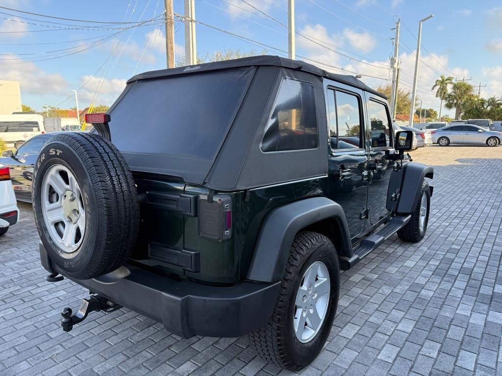 Jeep Wrangler Unlimited RWD 4dr Sport 2010