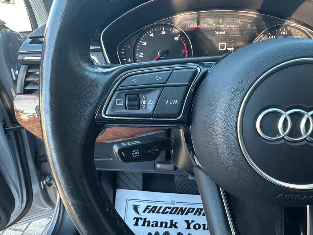 Audi A4 Sedan Premium 40 TFSI quattro 2023