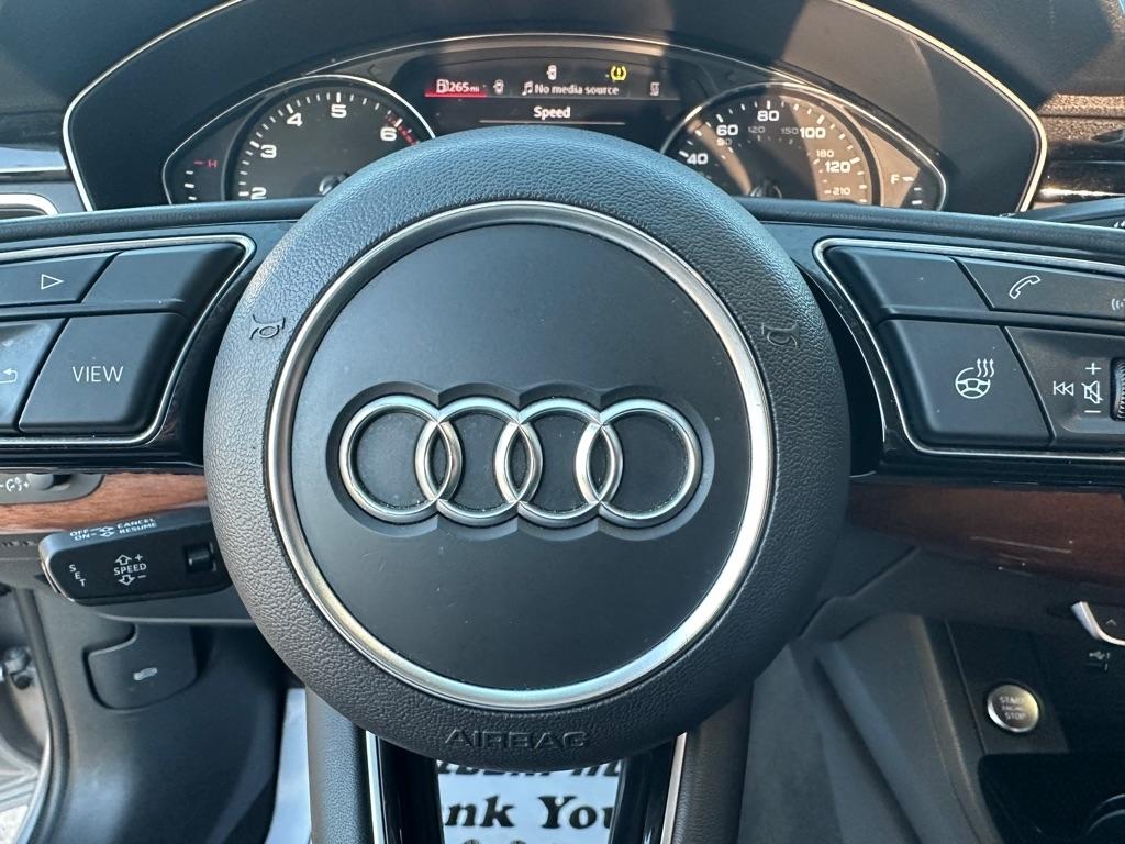 Audi A4 Sedan Premium 40 TFSI quattro 2023