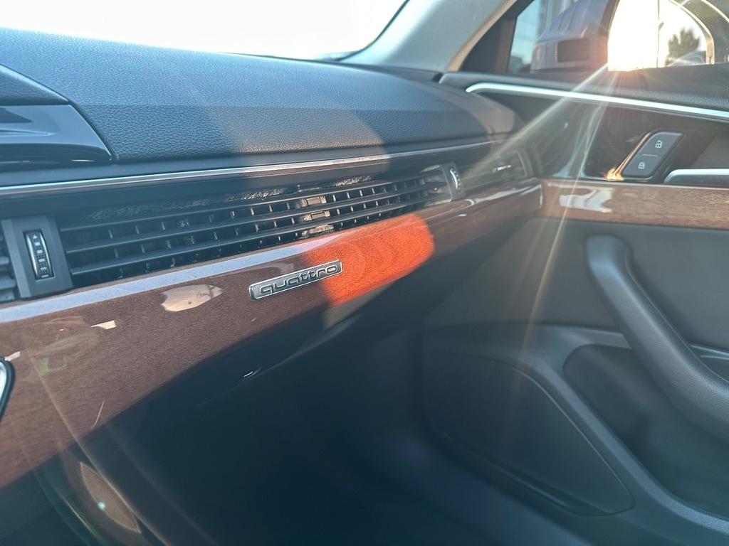 Audi A4 Sedan Premium 40 TFSI quattro 2023