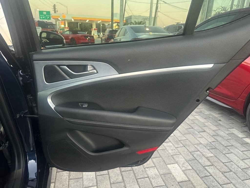 Genesis G70 3.3T Advanced RWD 2019