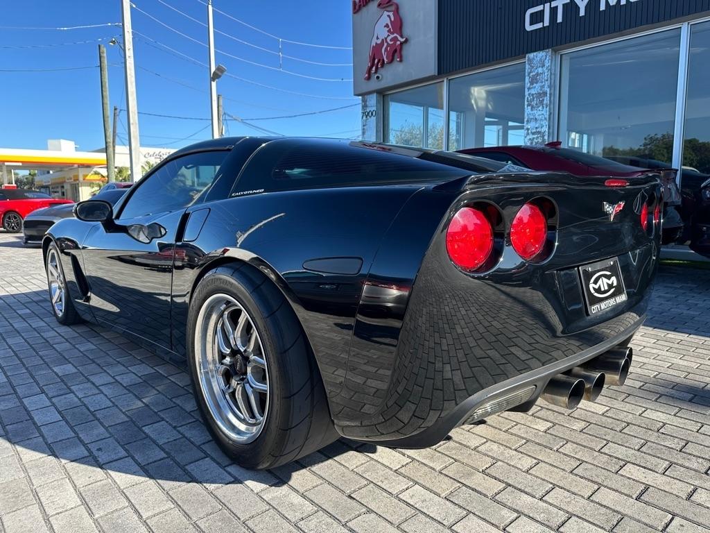 Chevrolet Corvette 2dr Cpe w/1LT 2010