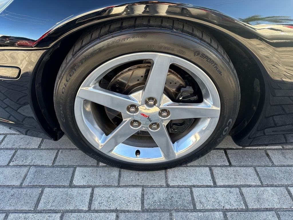 Chevrolet Corvette 2dr Cpe w/1LT 2010