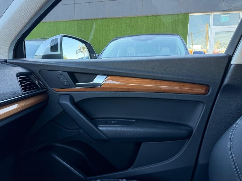 Audi Q5 Premium 45 TFSI quattro 2021