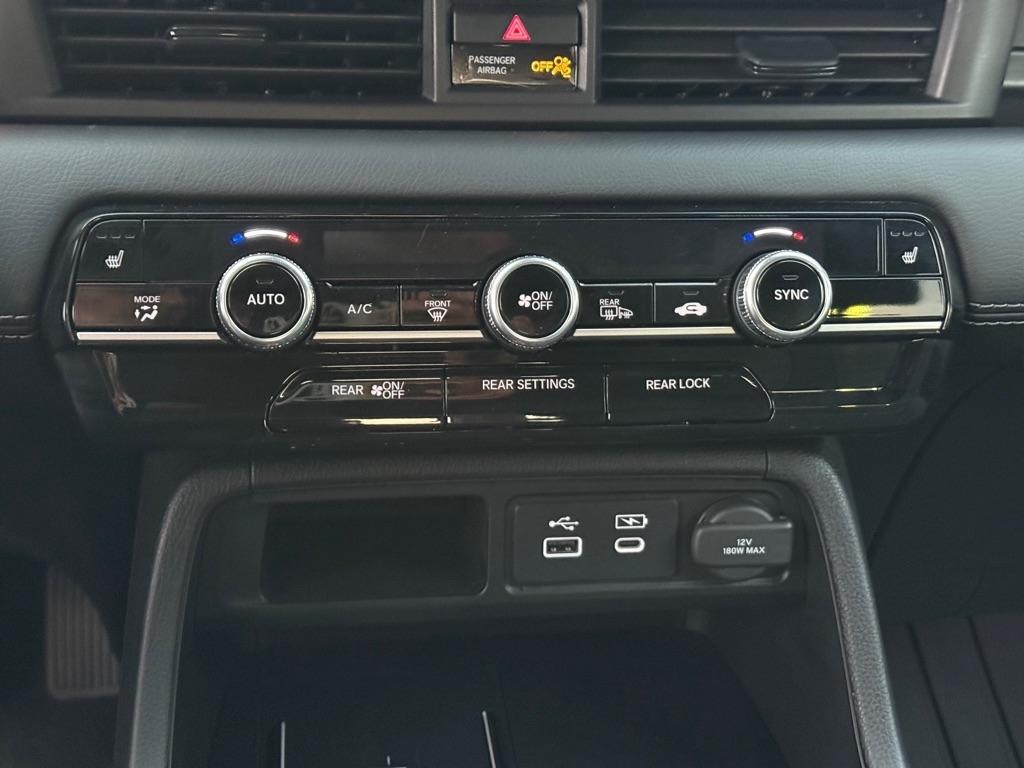 Honda Pilot Touring AWD 2025