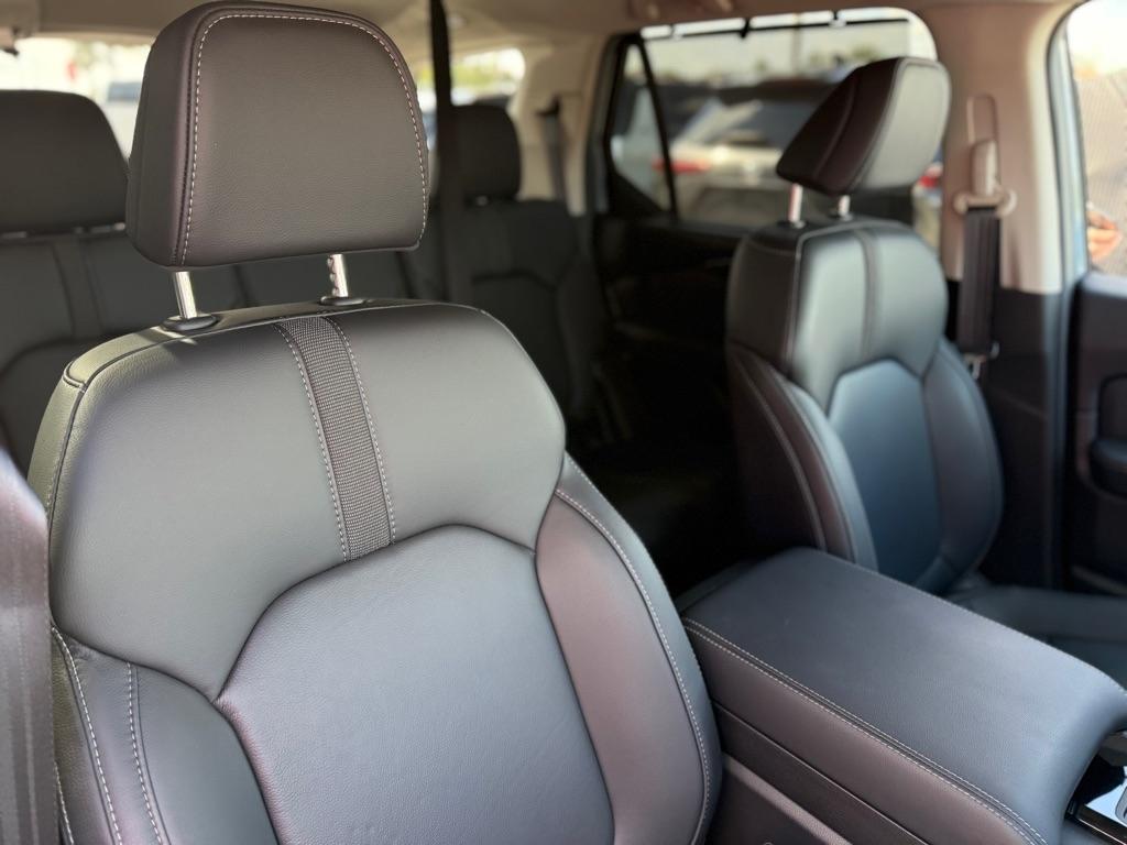 Honda Pilot Touring AWD 2025