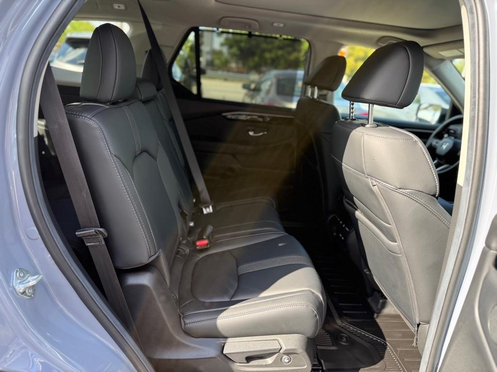 Honda Pilot Touring AWD 2025