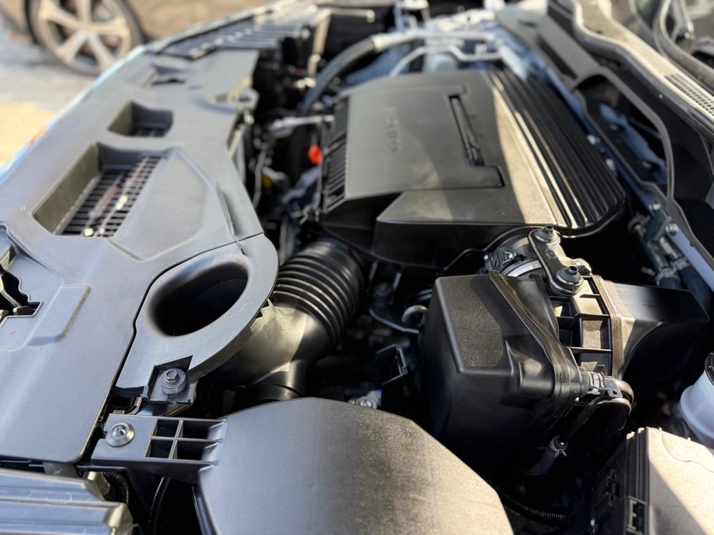 Honda Pilot Touring AWD 2025