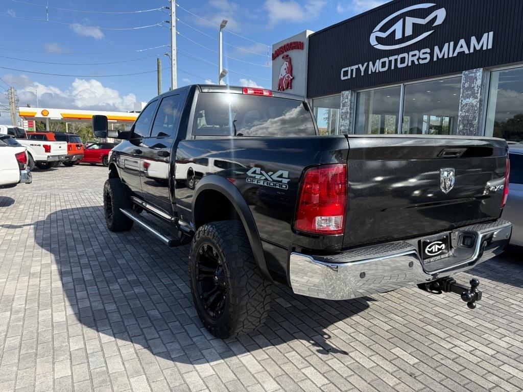 RAM 2500 Tradesman 4x4 Crew Cab 6'4" Box 2017