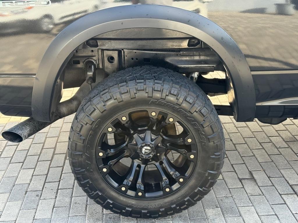 RAM 2500 Tradesman 4x4 Crew Cab 6'4" Box 2017