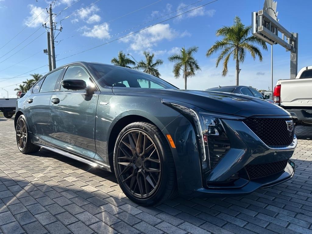 2025 Cadillac CT5-V 4dr Sdn