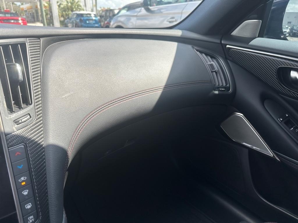 Infiniti Q50 Red Sport 400 AWD 2021