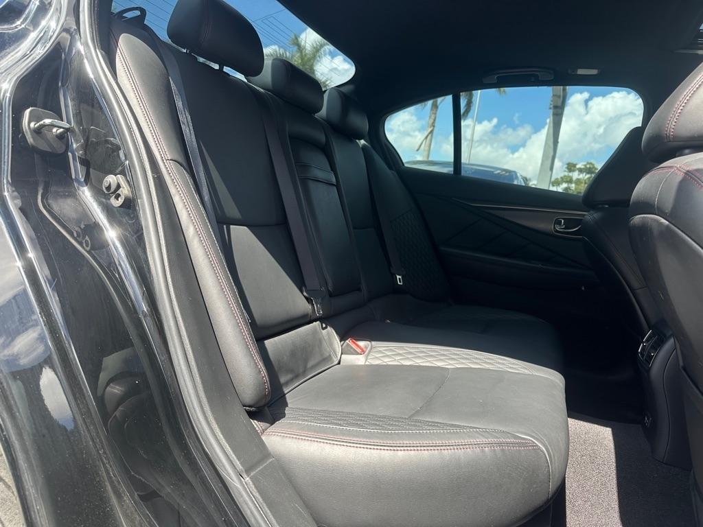 Infiniti Q50 Red Sport 400 AWD 2021