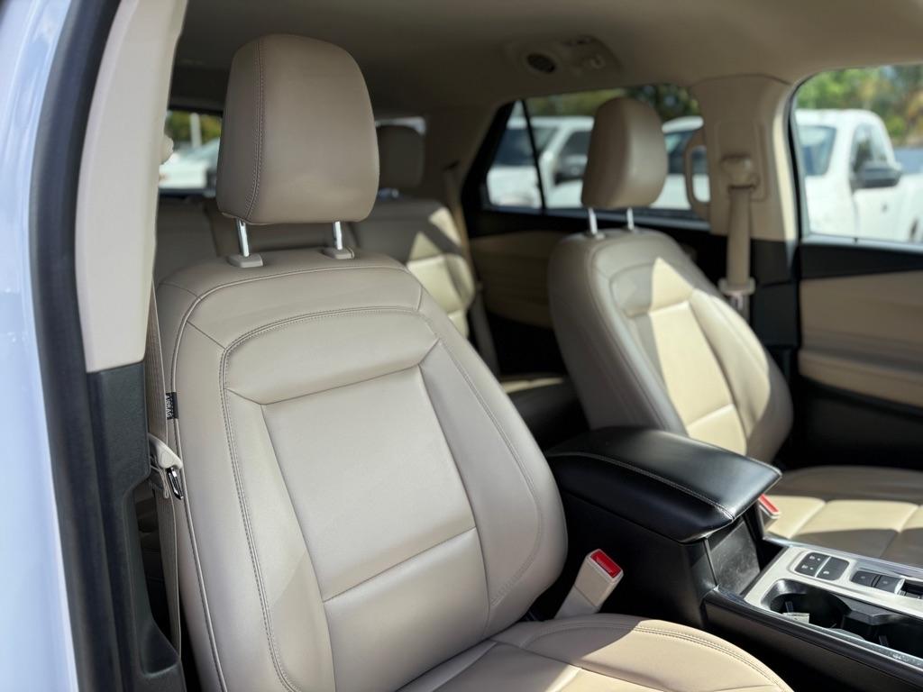 Ford Explorer XLT RWD 2023