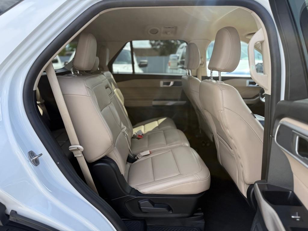 Ford Explorer XLT RWD 2023