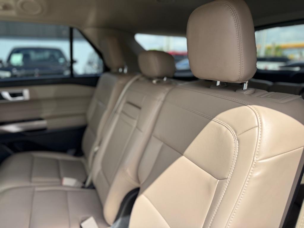 Ford Explorer XLT RWD 2023