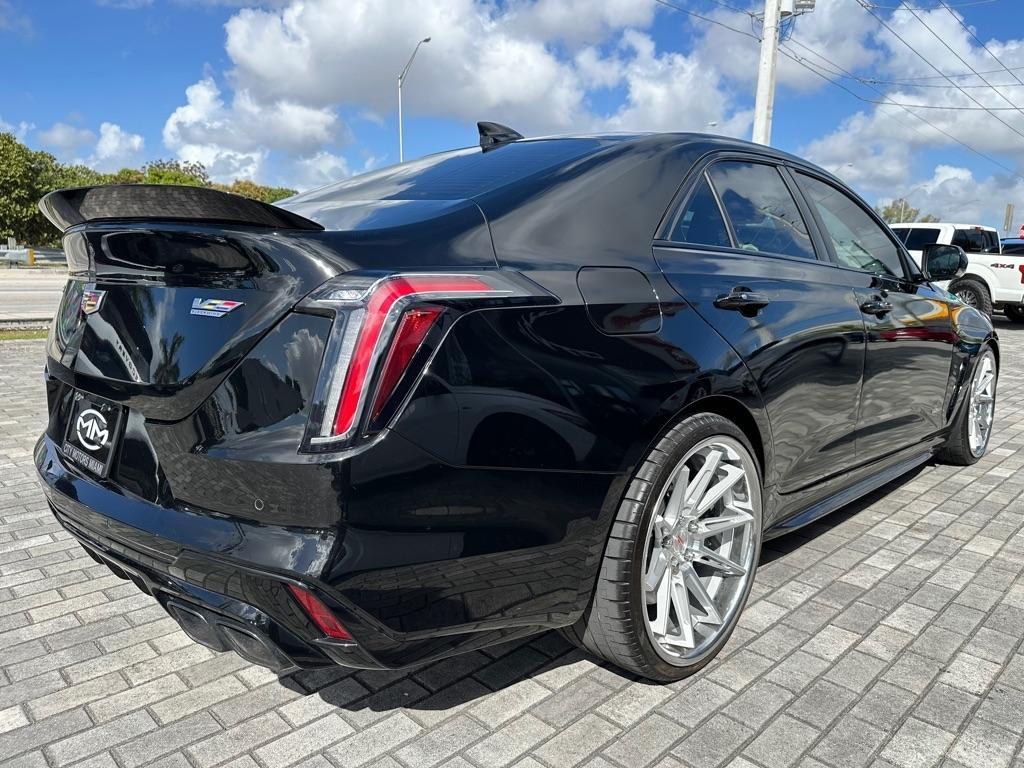 Cadillac CT4-V 4dr Sdn Blackwing 2022