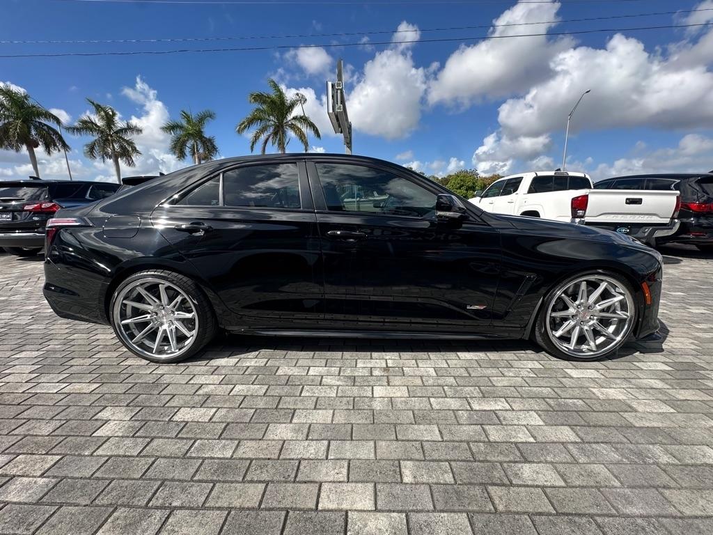 Cadillac CT4-V 4dr Sdn Blackwing 2022