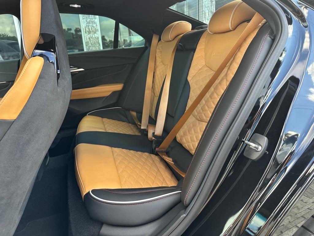 Cadillac CT4-V 4dr Sdn Blackwing 2022