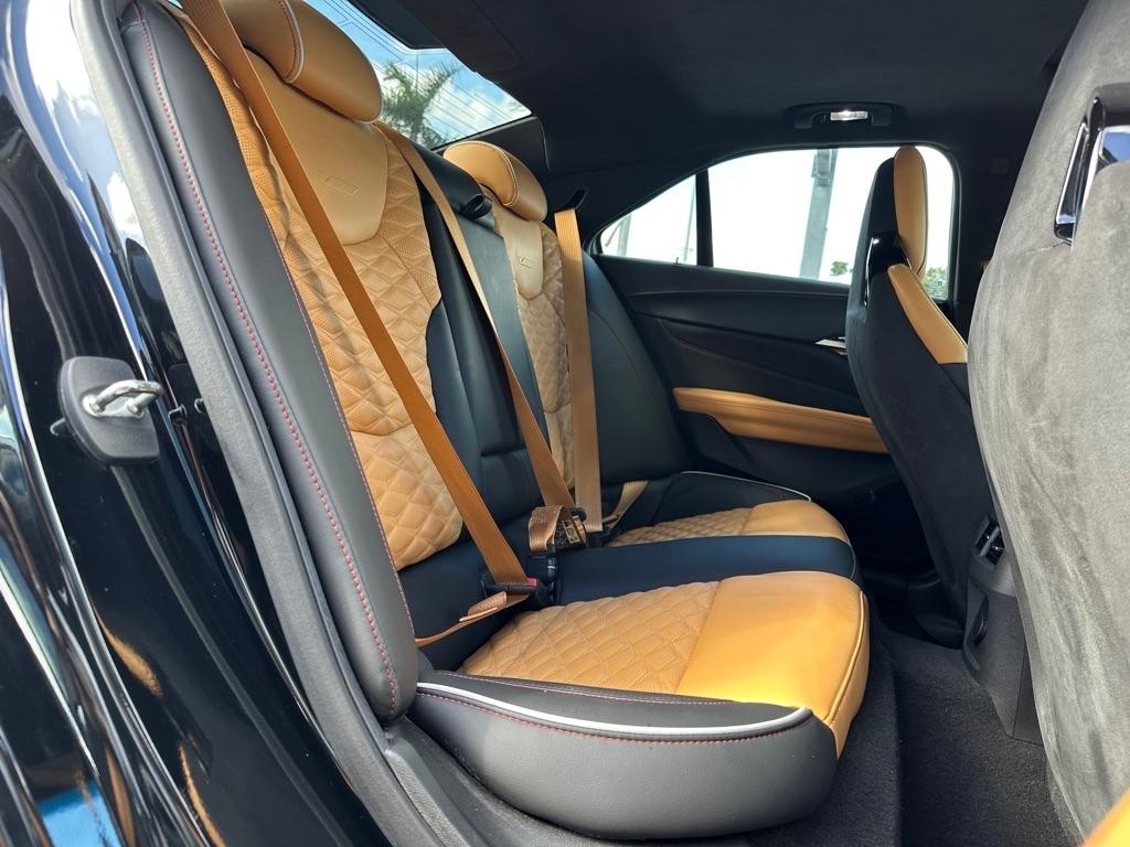 Cadillac CT4-V 4dr Sdn Blackwing 2022