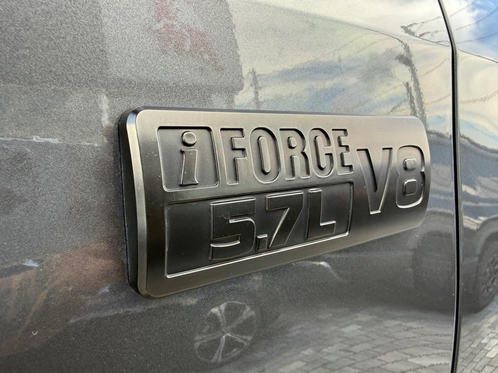 Toyota Tundra 4WD 1794 Edition CrewMax 5.5' Bed 5.7L (Natl) 2018