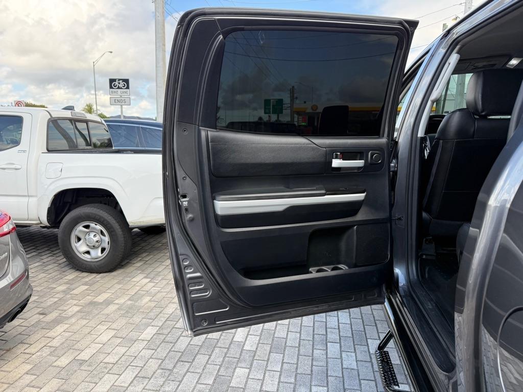 Toyota Tundra 4WD 1794 Edition CrewMax 5.5' Bed 5.7L (Natl) 2018