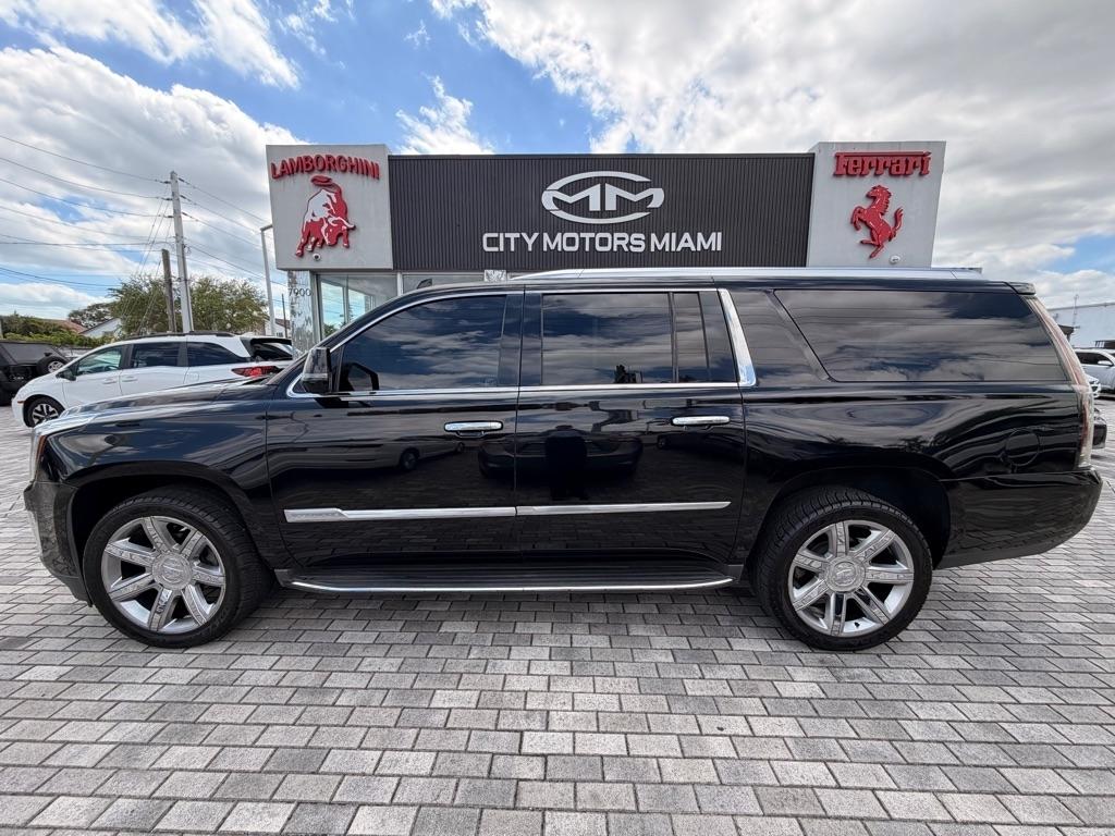 Cadillac Escalade ESV 2WD 4dr Luxury 2018