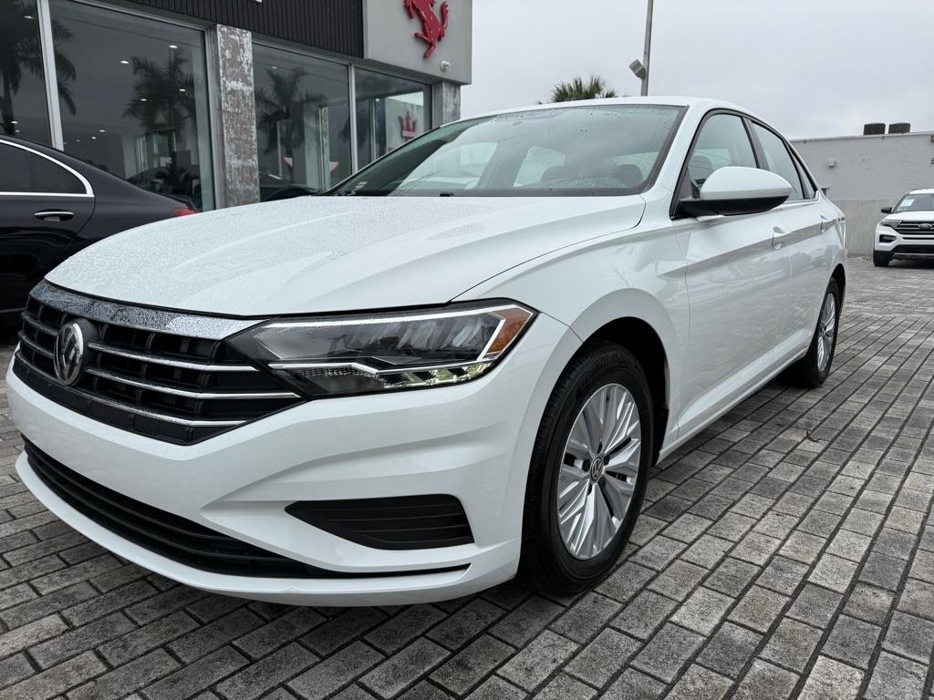 Volkswagen Jetta R-Line Auto w/SULEV 2019