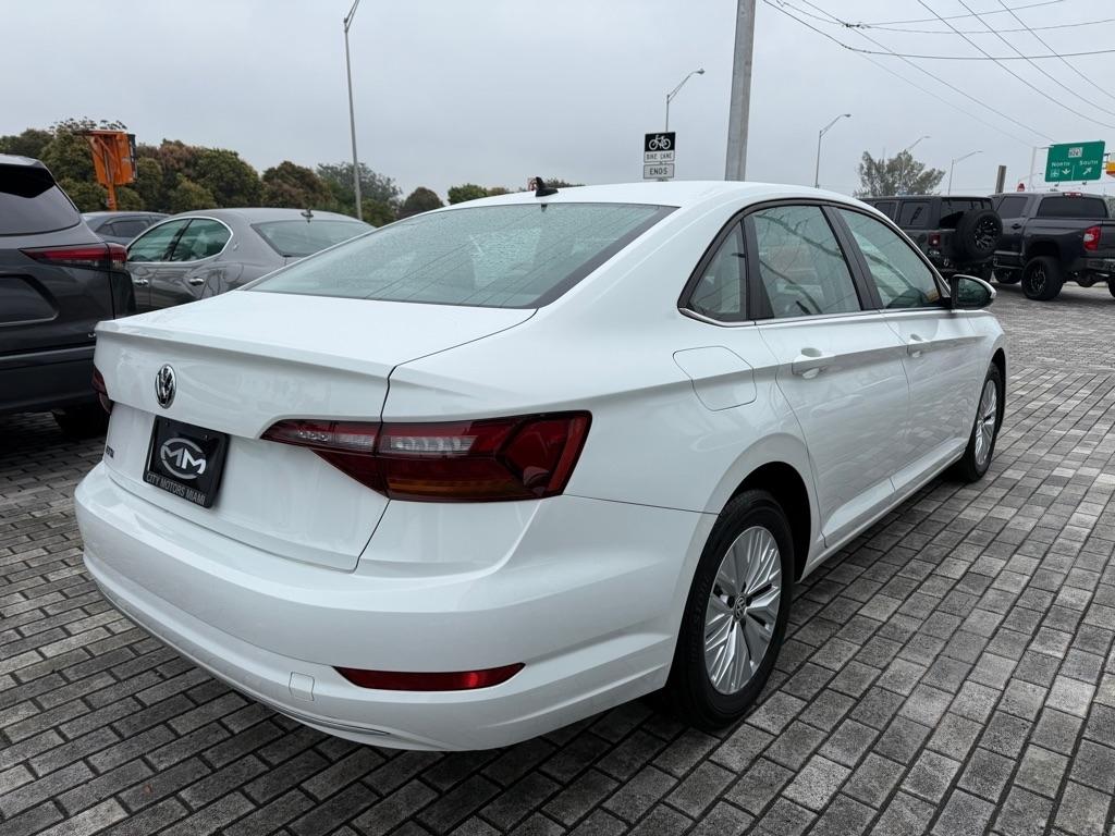 Volkswagen Jetta R-Line Auto w/SULEV 2019